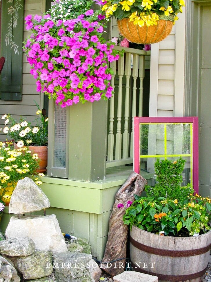 22 Ideas For Old Doors and Windows in the Garden