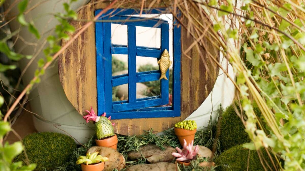 Create magical mini fairy doors to add a fun optical illusion to your little garden. Miniature optical illusion fairy garden door
