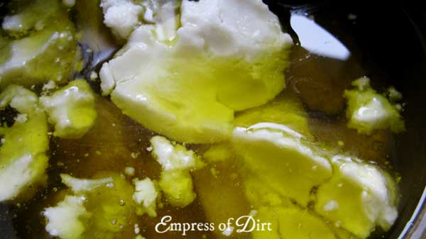 This homemade soap recipe is for anyone suffering from dry or sensitive skin who wants a gentle, soothing soap, free from fragrances and preservatives. I'll also walk you through the basic soapmaking process so you can see if this will be your new hobby.