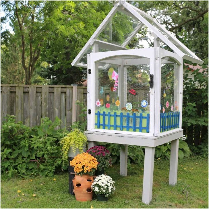 22 Ideas For Old Doors and Windows in the Garden