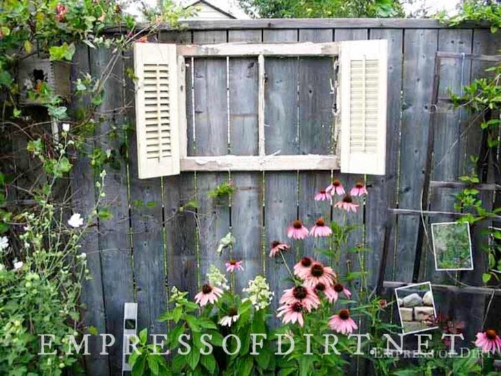 25 Garden Fence Decoration Ideas to Dress Up Your Yard
