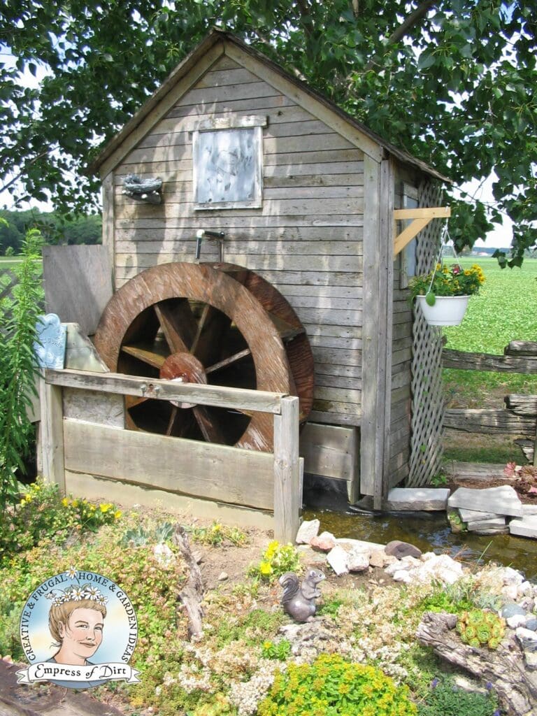 20 Beautiful Backyard Pond Ideas For All Budgets