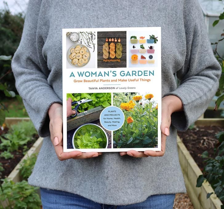 A Woman's Garden (book) by Tanya Anderson